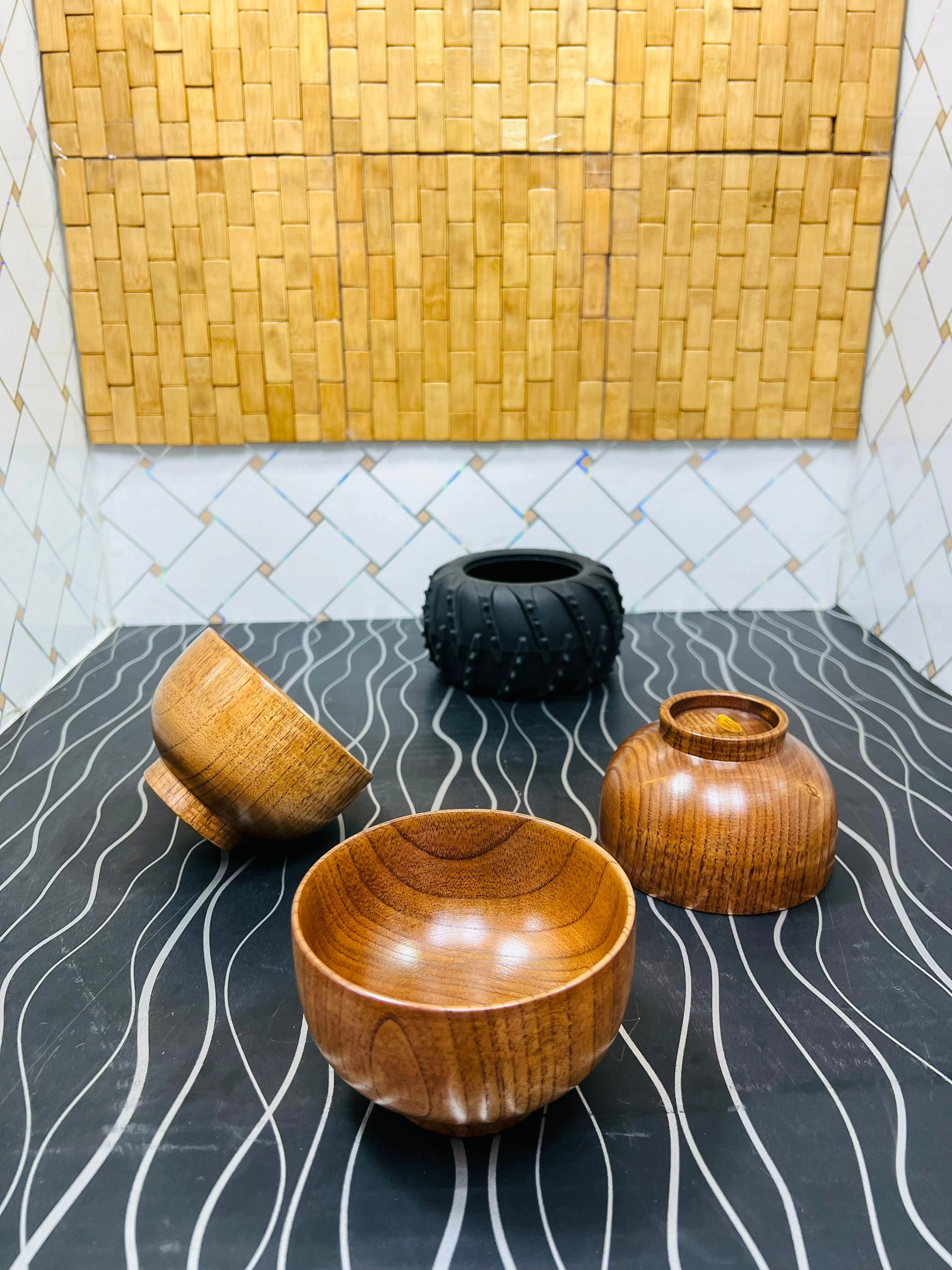 کاسه چوبی
